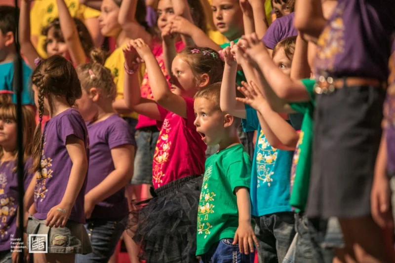matine-decijih-horova-festival-slobodan-bursac-zrenjanin
